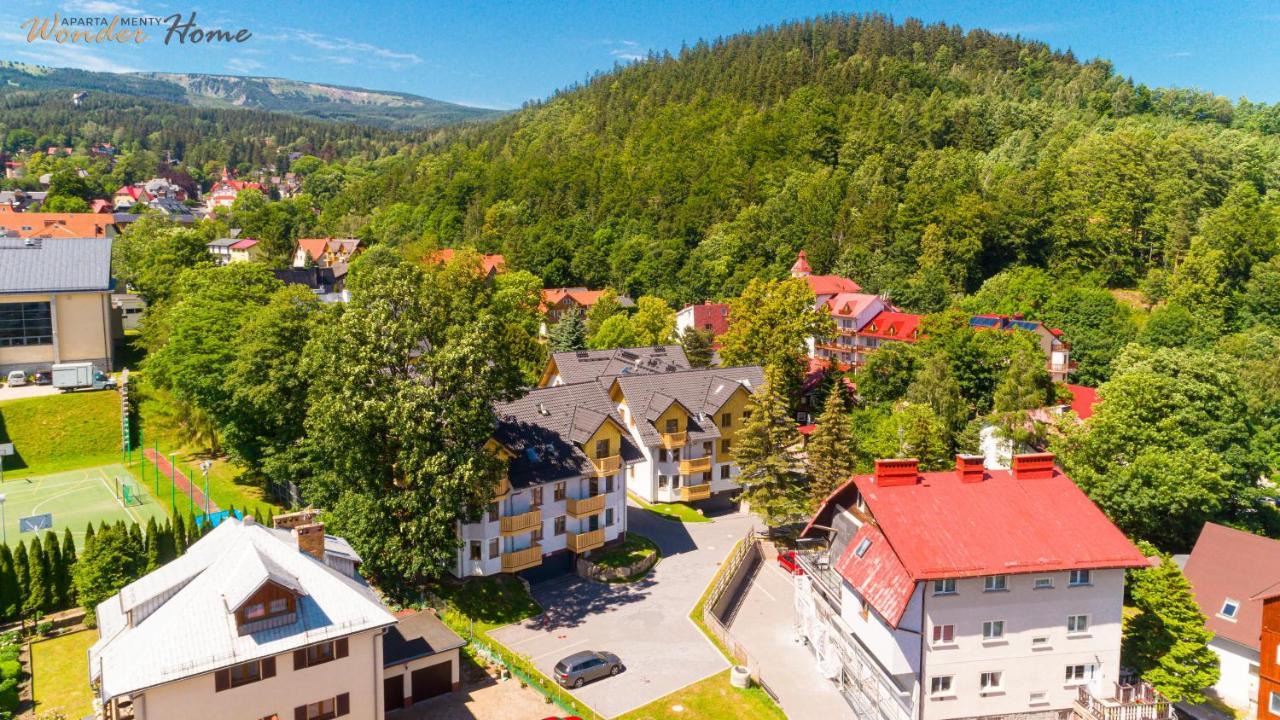 Wonder Home - Apartamenty Polozone Blisko Deptaka, Licznych Restauracji I Sklepow Karpacz Exterior photo