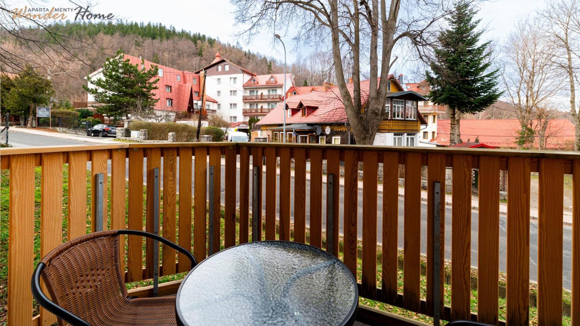 Wonder Home - Apartamenty Polozone Blisko Deptaka, Licznych Restauracji I Sklepow Karpacz Exterior photo